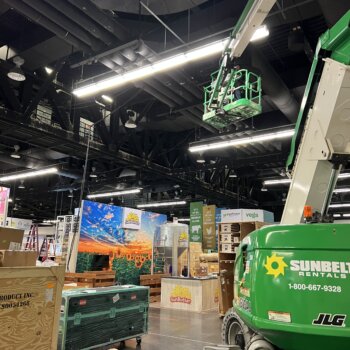 Tradeshow Exhibit Lift